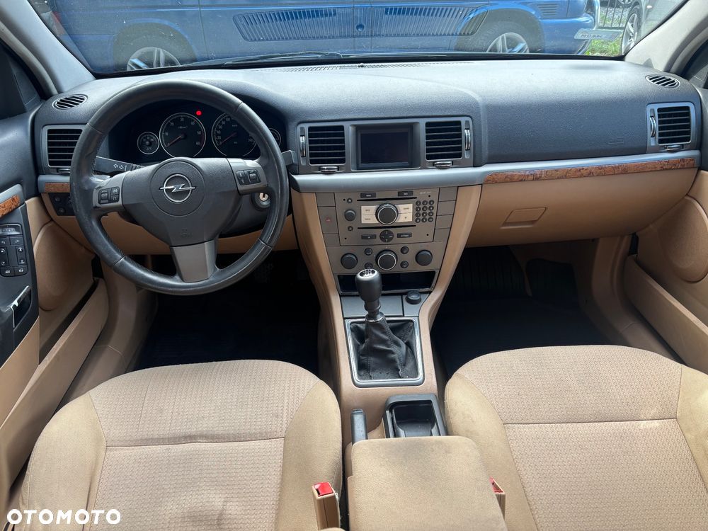Opel Vectra 1.9 CDTI Essentia - 17