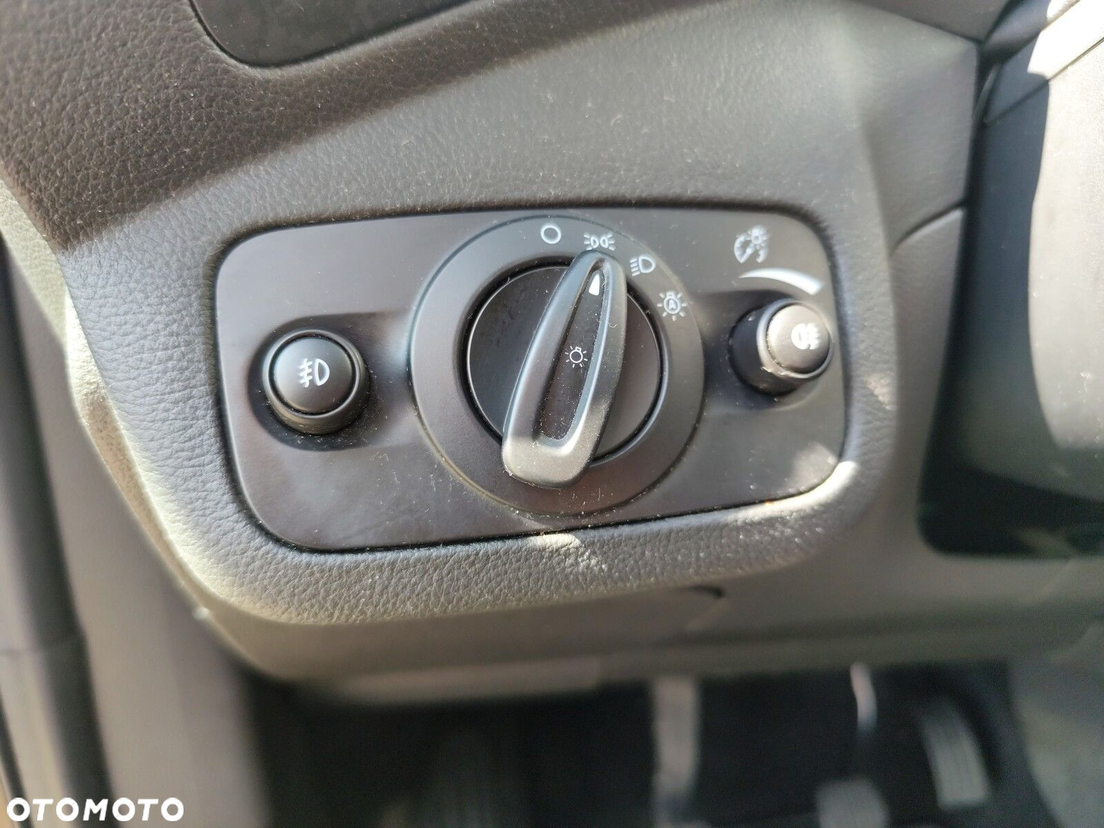 Ford Kuga - 22