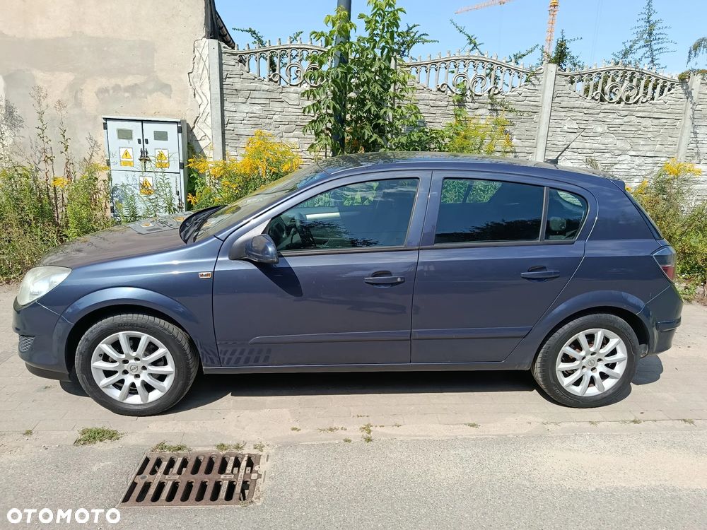 Opel Astra 1.6 - 12