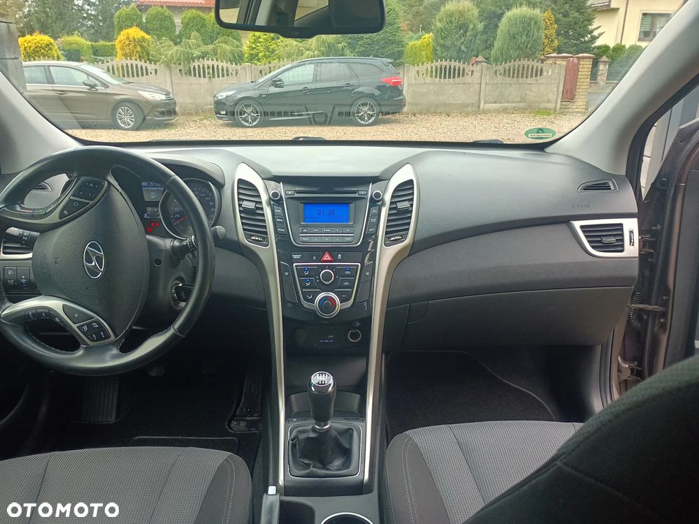 Hyundai i30 1.4 Comfort - 16