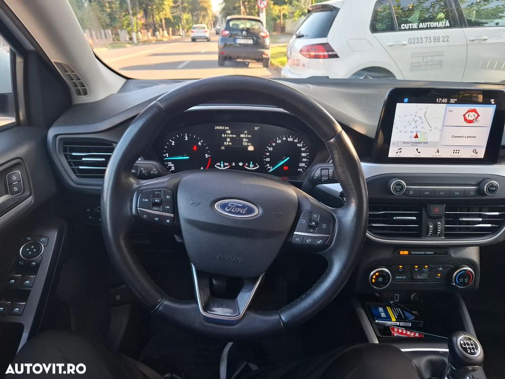 Ford Focus 1.5 EcoBlue Start-Stopp-System ACTIVE - 4