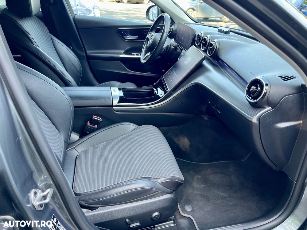 Mercedes-Benz C 200 4Matic 9G-TRONIC Avantgarde - 12