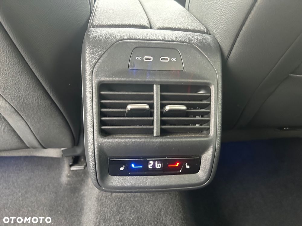 Skoda Superb 2.0 TDI SCR 4x4 L&K DSG - 29