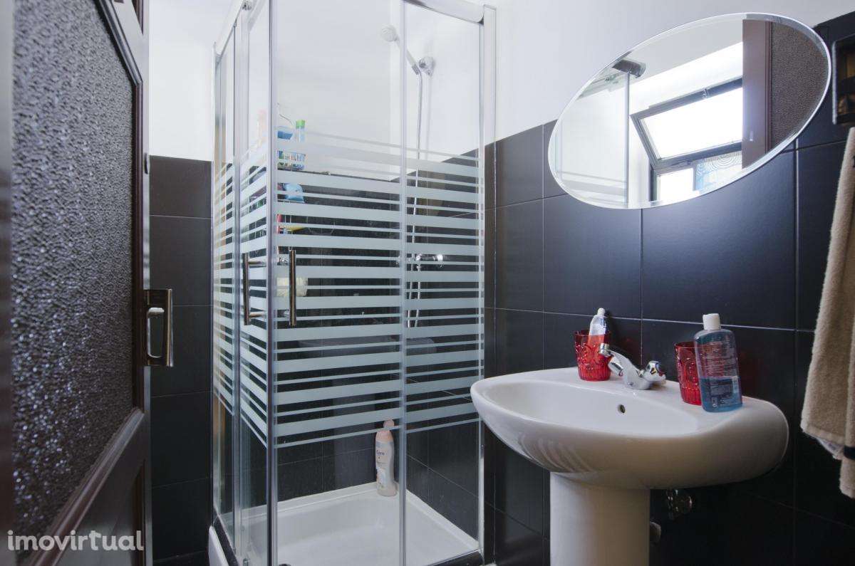 Quarto - localizado em Alcântara Lisbon - Grande imagem: 5/45