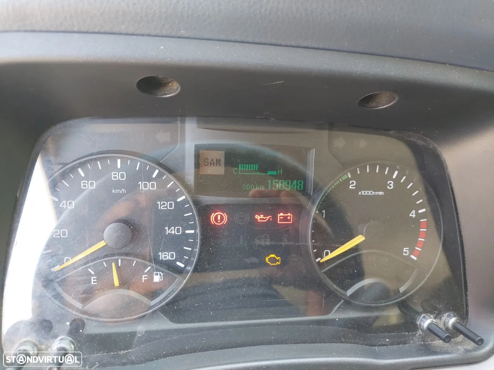 Mitsubishi Fuso Canter - 2