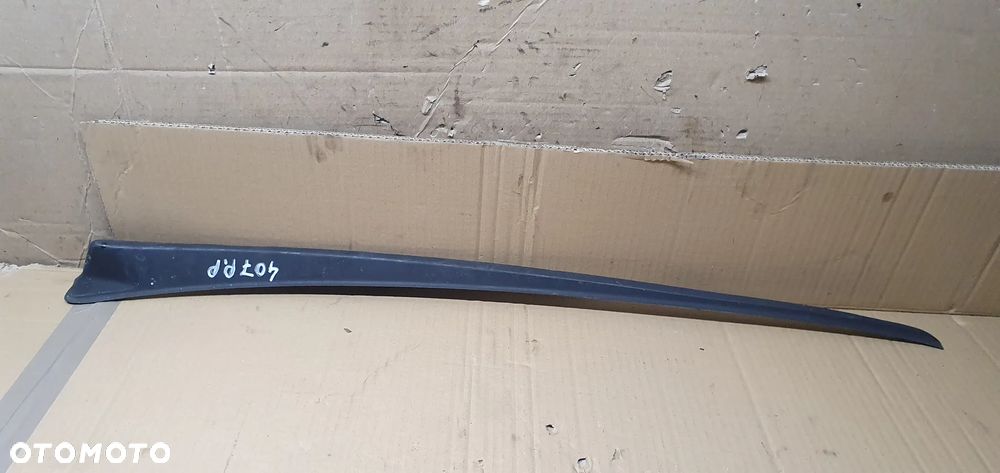 Listwa szyby czołowej prawy przód Peugeot 407 9654362180 - 1