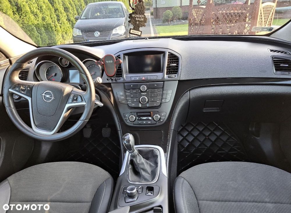 Opel Insignia - 13