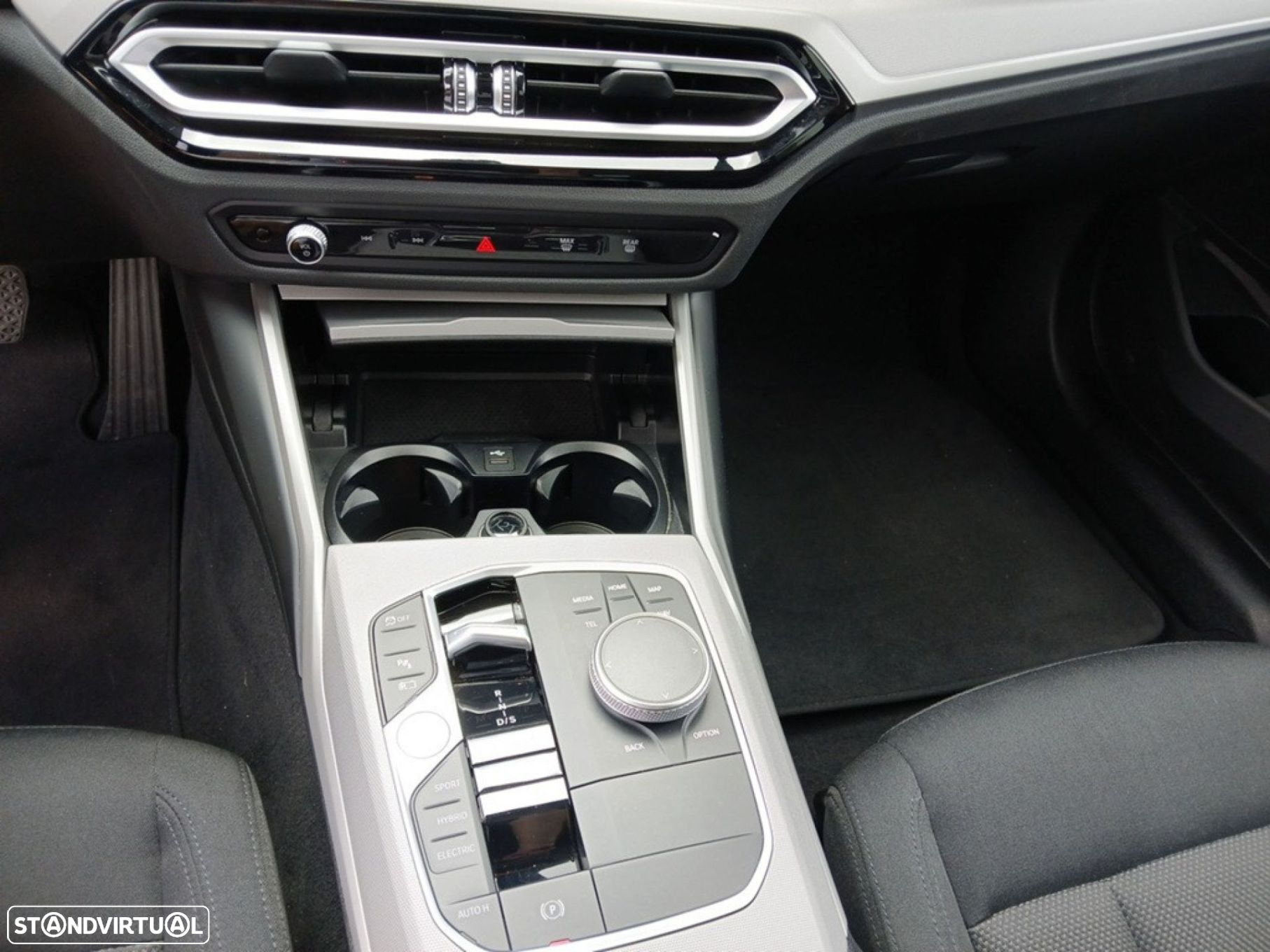 BMW 320 e Touring Auto - 16