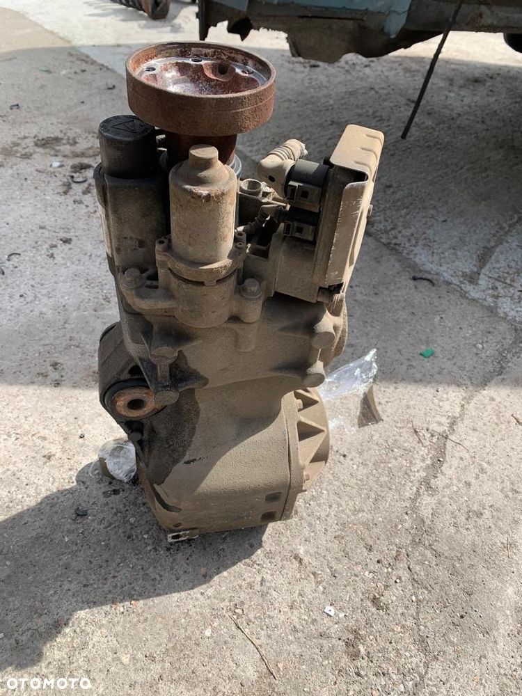 Reduktor most p1216638 haldex volvo xc70 xc60 30751697 - 2