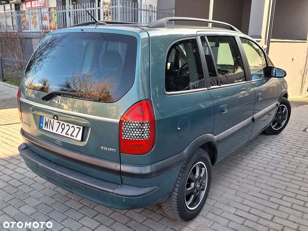 Opel Zafira 2.0 DTI Elegance - 8