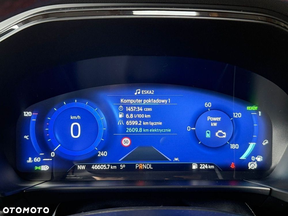 Ford Kuga - 24