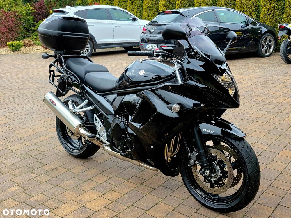 Suzuki GSX - 25