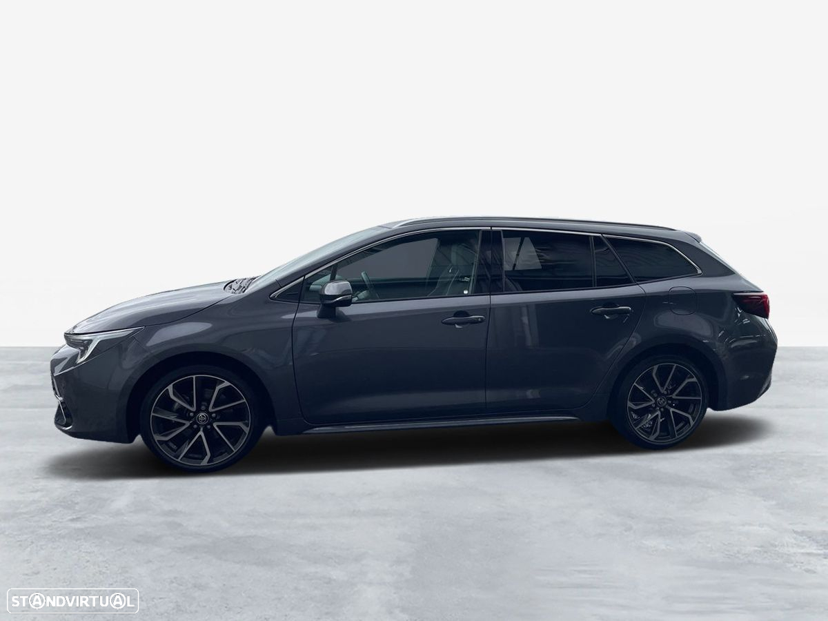 Toyota Corolla Touring Sports - 3