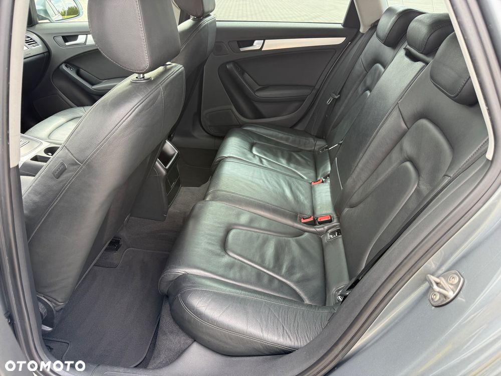 Audi A4 Avant - 27
