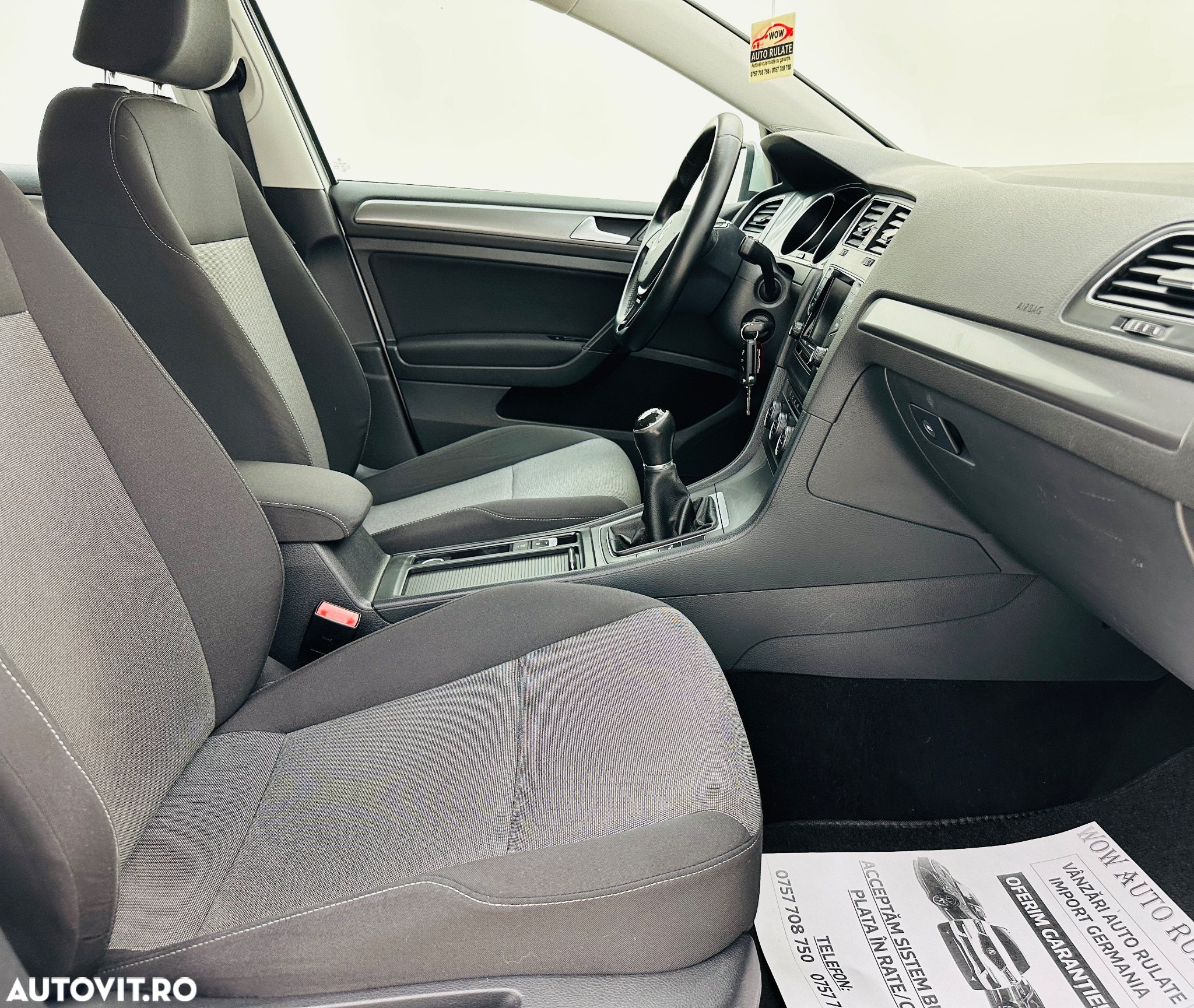 Volkswagen Golf 1.6 TDI BlueMotion Technology Comfortline - 17