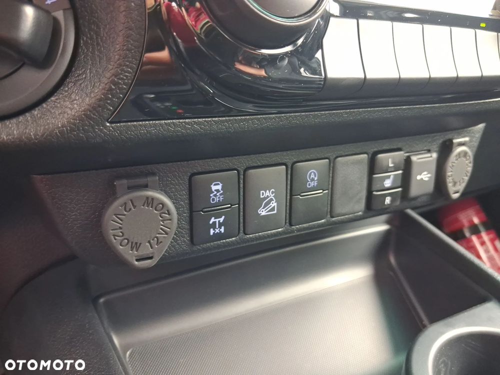 Toyota Hilux 2.8 D-4D Double Cab Invincible 4x4 - 19