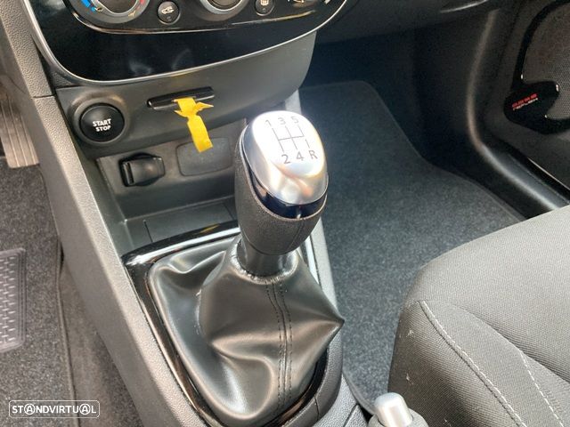 Renault Clio Sport Tourer 1.5 dCi Limited - 24