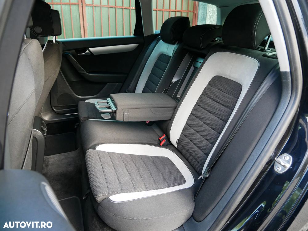 Volkswagen Passat - 19