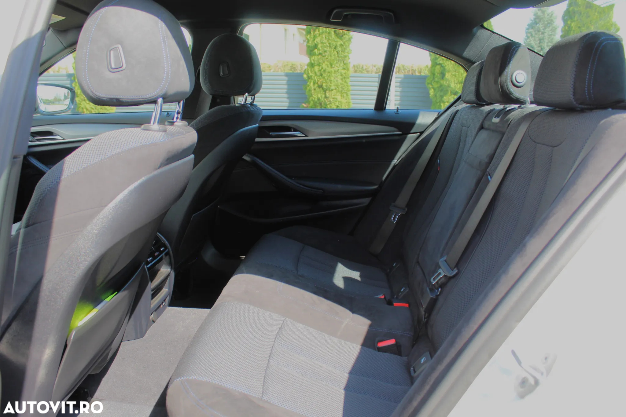 BMW Seria 5 530e xDrive AT PHEV - 12