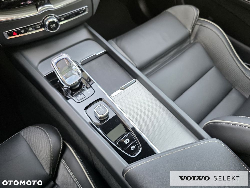 Volvo XC 60 - 33