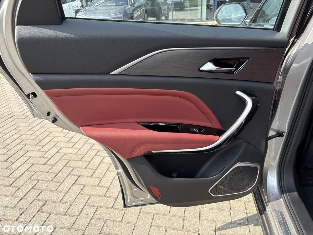 Bestune T77 1.5T Elegance DCT - 11