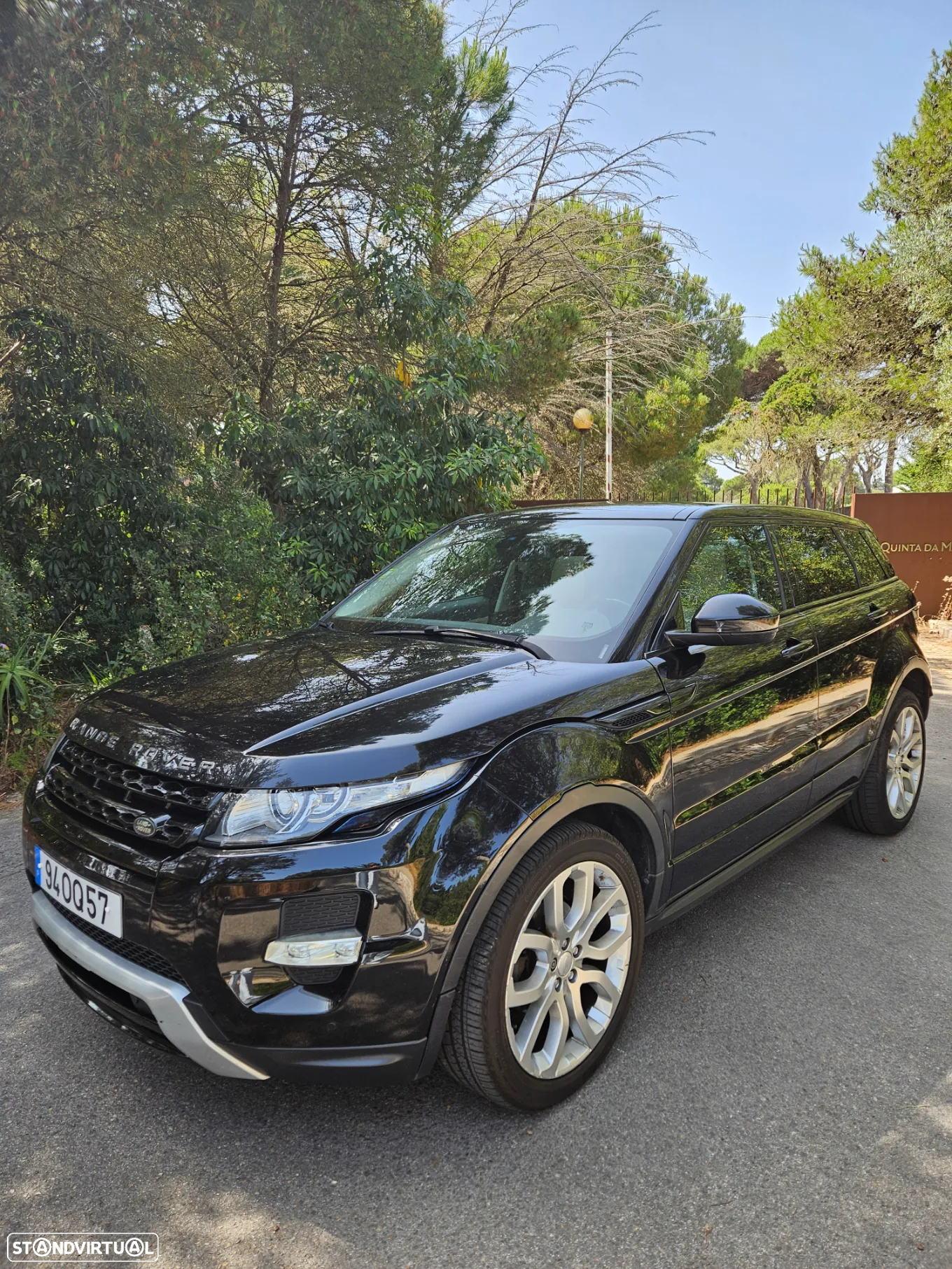 Land Rover Range Rover Evoque 2.2 SD4 Prestige Auto - 3