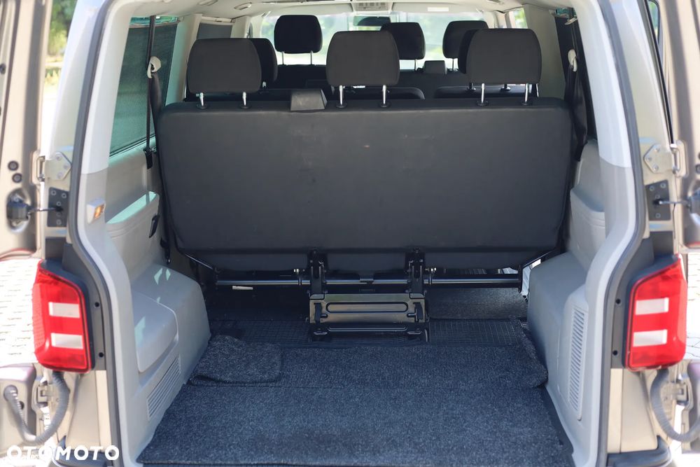 Volkswagen Caravelle 2.0 TDI L1 Highline - 12
