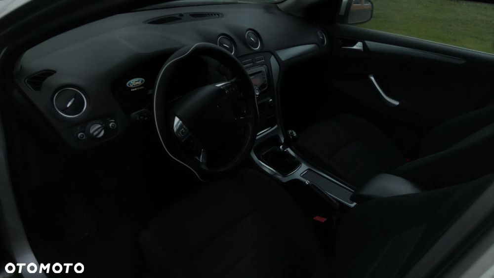 Ford Mondeo 1.6 TDCi Ambiente Plus - 5