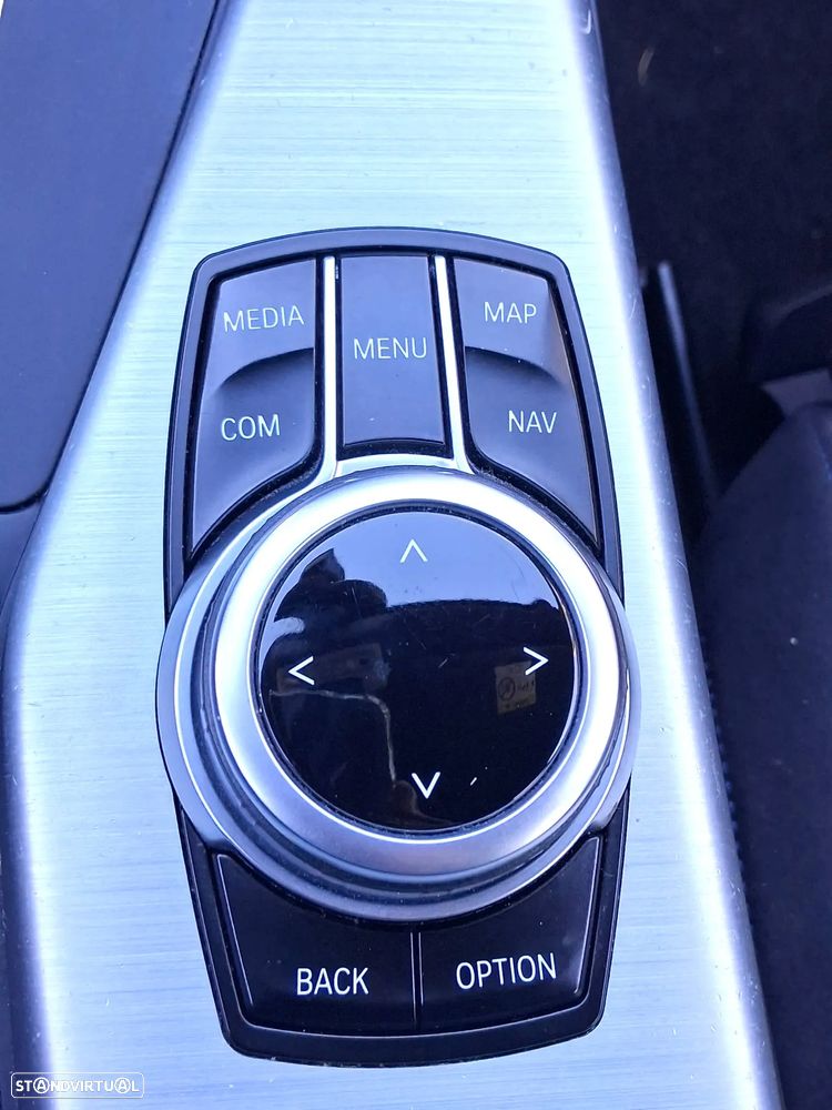 BMW 116 d Aut. Edition M Sport Shadow - 16