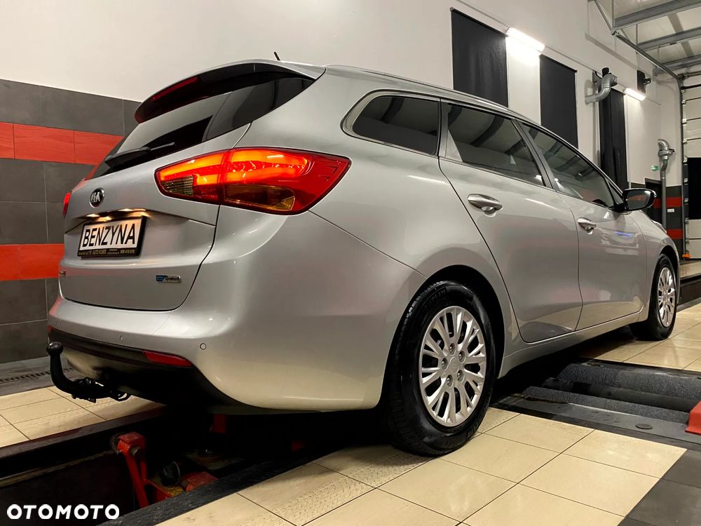 Kia Ceed 1.6 GDI Platinum Edition - 12