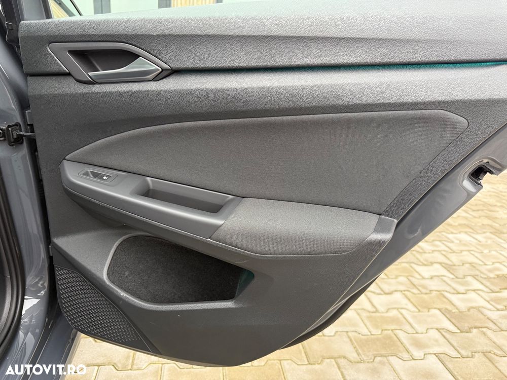 Volkswagen Golf - 14