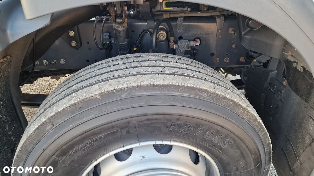 Volvo FE 260 4x2 Hds HIAB 122/11m/Pilot Skrzynia 6m - 27