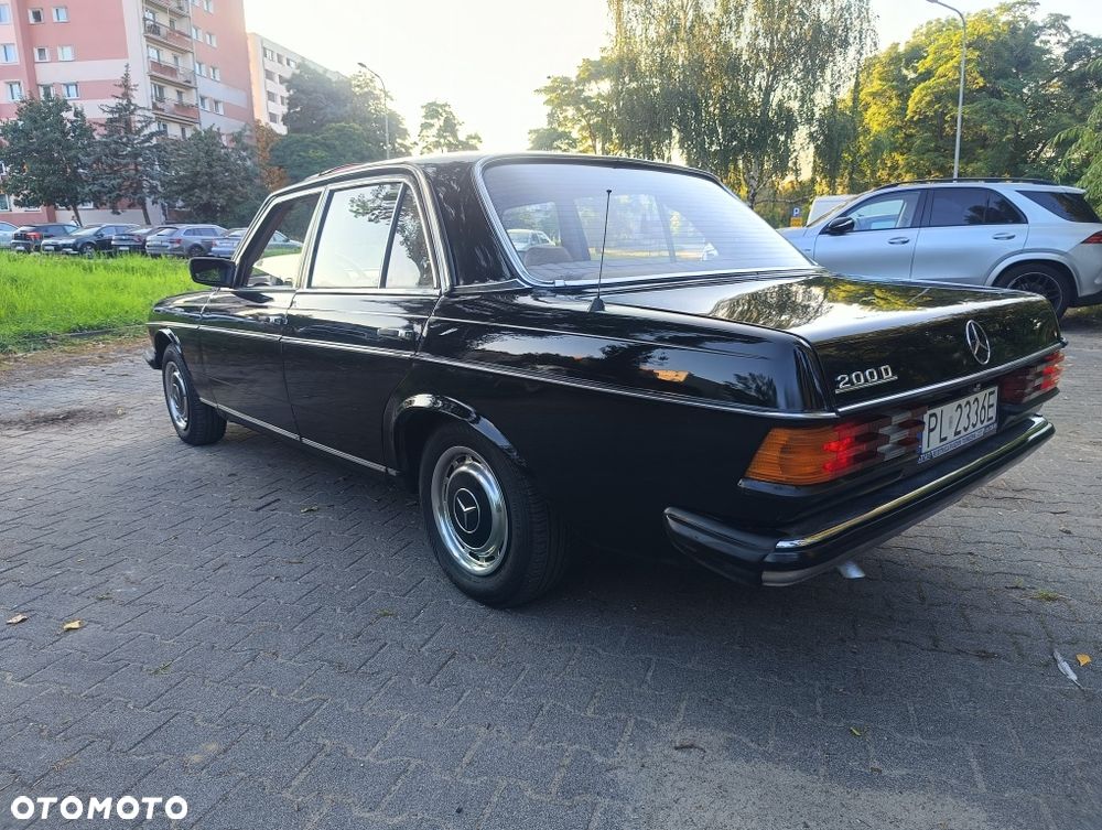 Mercedes-Benz W123 - 5