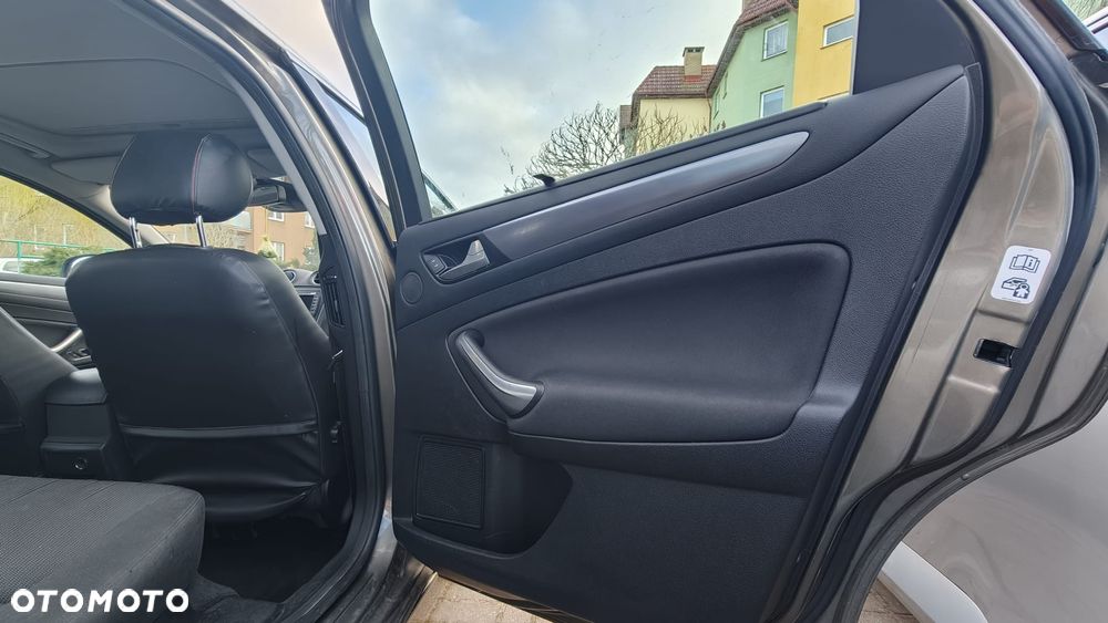 Ford Mondeo 2.0 TDCi Titanium S - 22