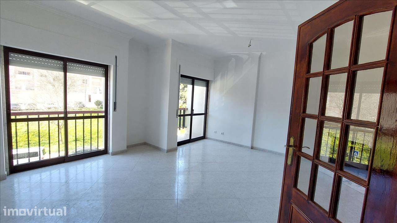 Apartamento em Sintra, Rio de Mouro - Grande imagem: 3/20