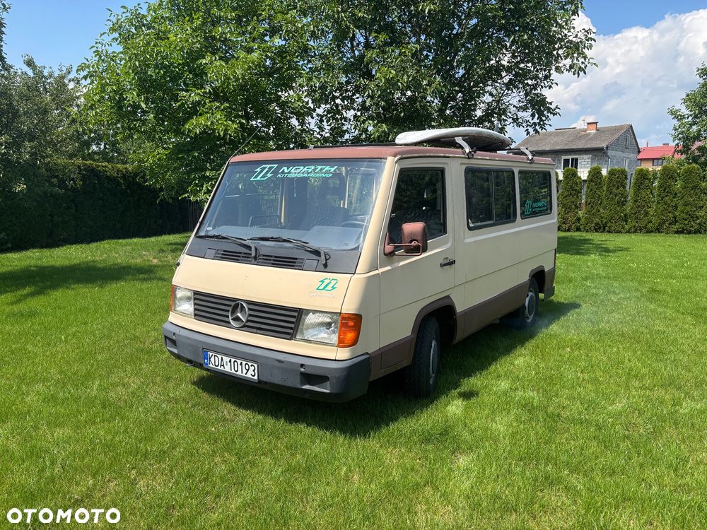 Mercedes-Benz MB100 - 1