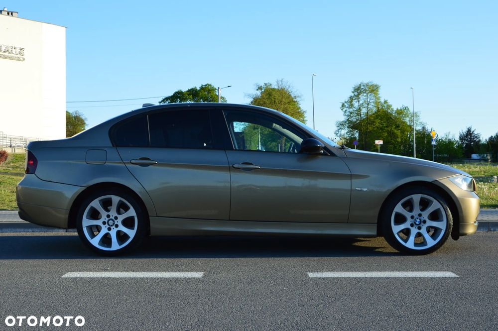 BMW Seria 3 318d - 2