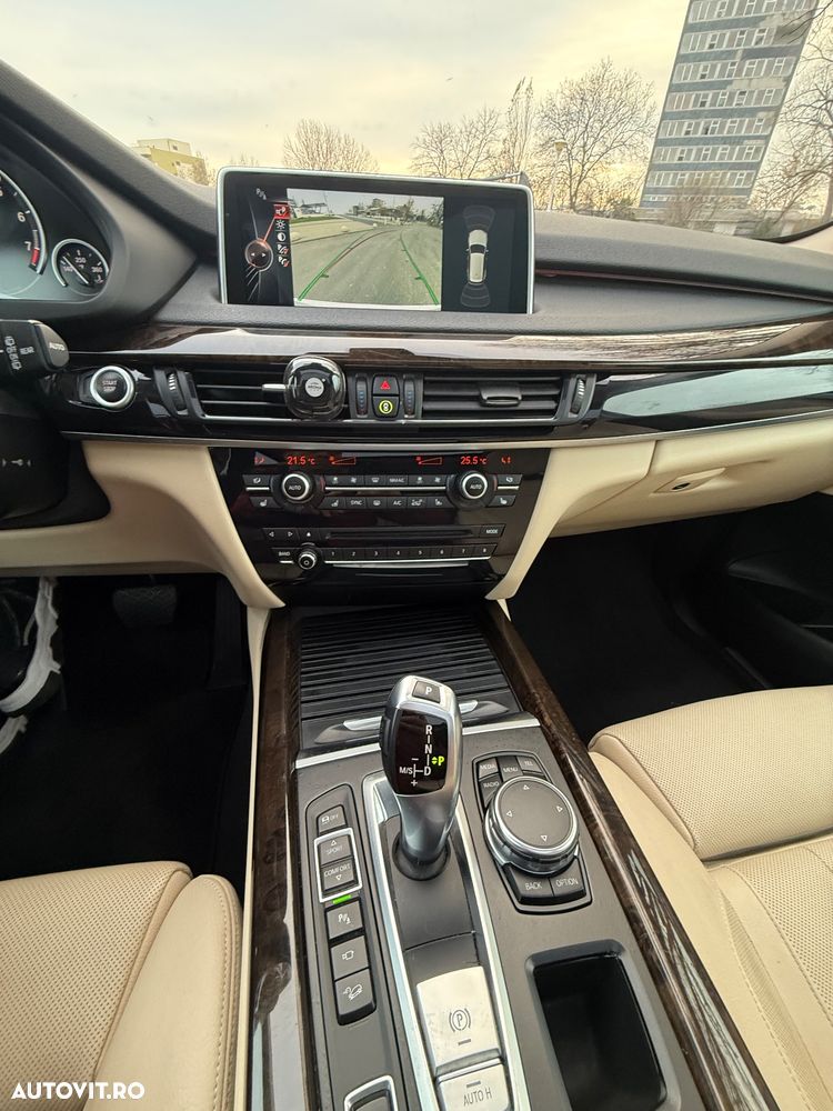 BMW X5 xDrive35i - 10