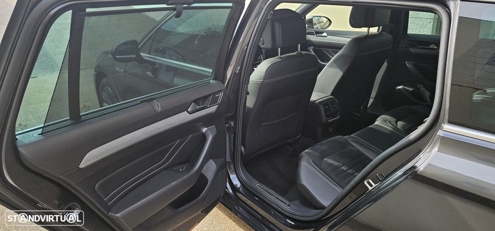 VW Passat Variant - 14