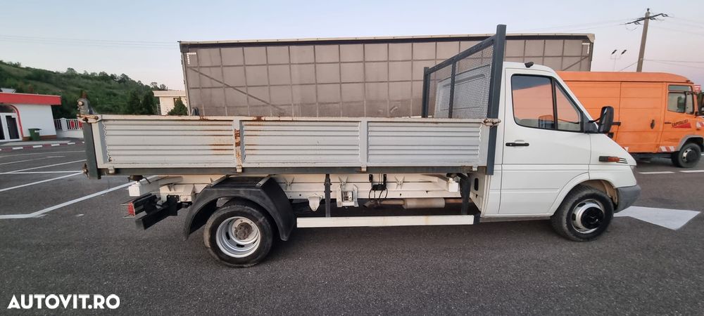 Mercedes-Benz sprinter - 4