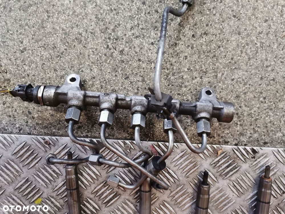 UKŁAD PALOWOWY HYUNDAI IX35/I40 1.7 33100/2A420 - 3