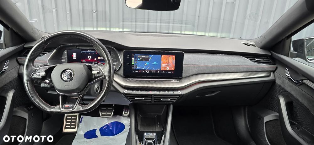 Skoda Octavia 2.0 TDI DSG 4x4 RS Plus - 6
