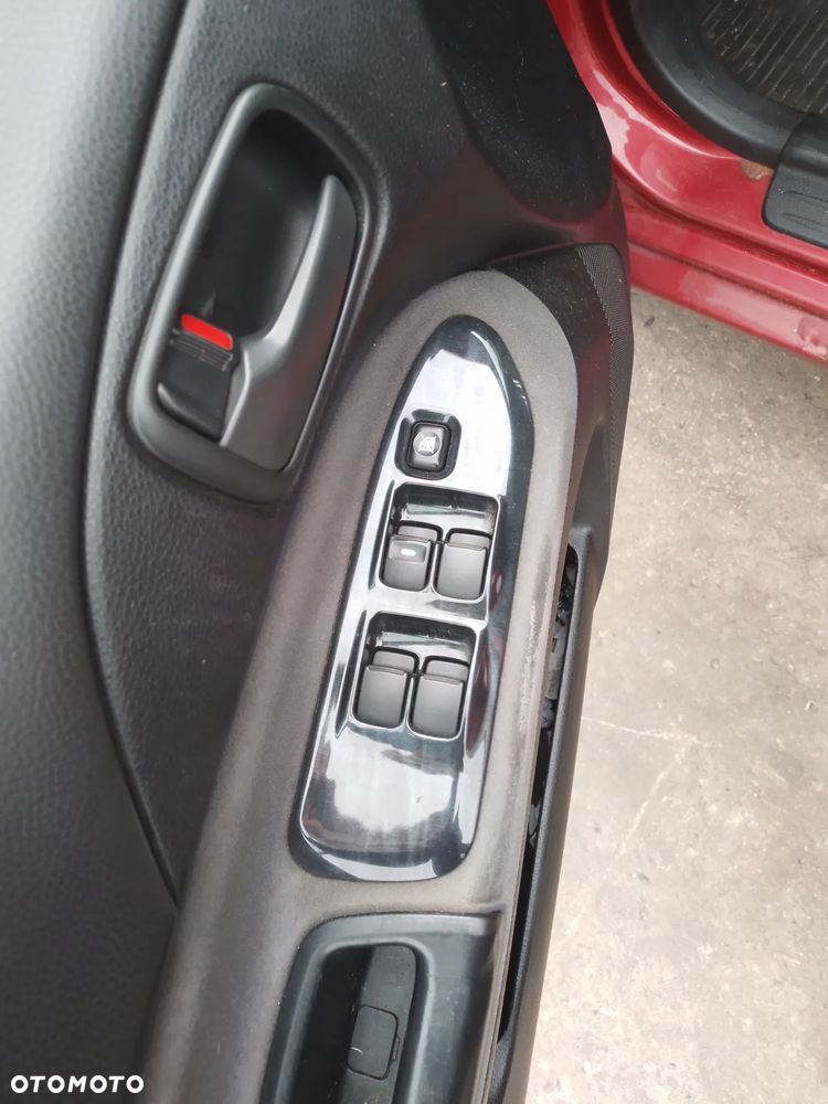 MITSUBISHI LANCER VII KOMBI 1.6 16V 03 - 08  ZAMEK DRZWI PRAWY LEWY PRZÓD TYŁ - 30