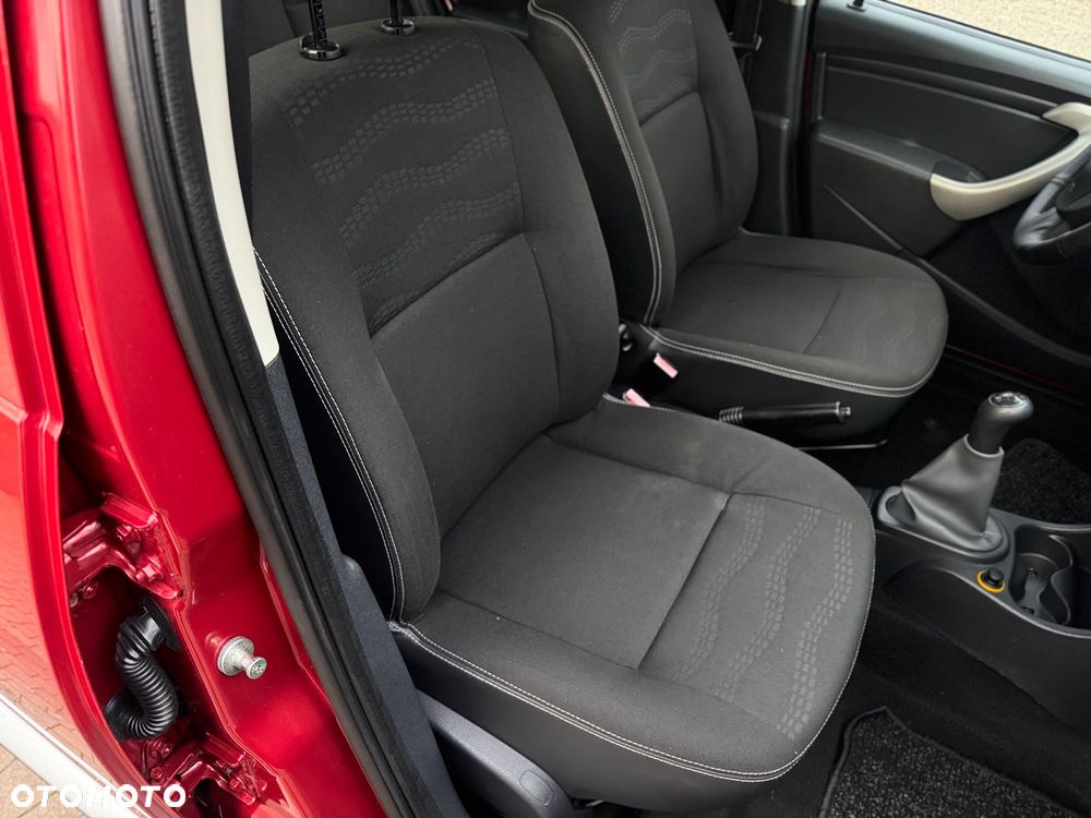 Dacia Sandero Stepway 1.6 - 11
