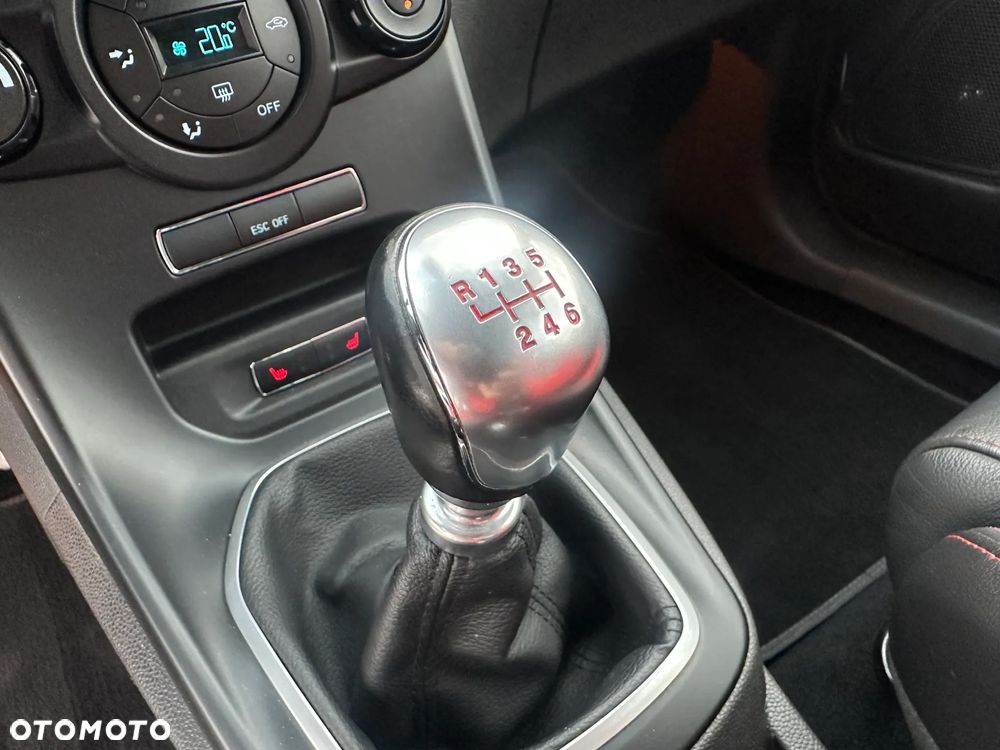 Ford Fiesta 1.6 EcoBoost ST - 22
