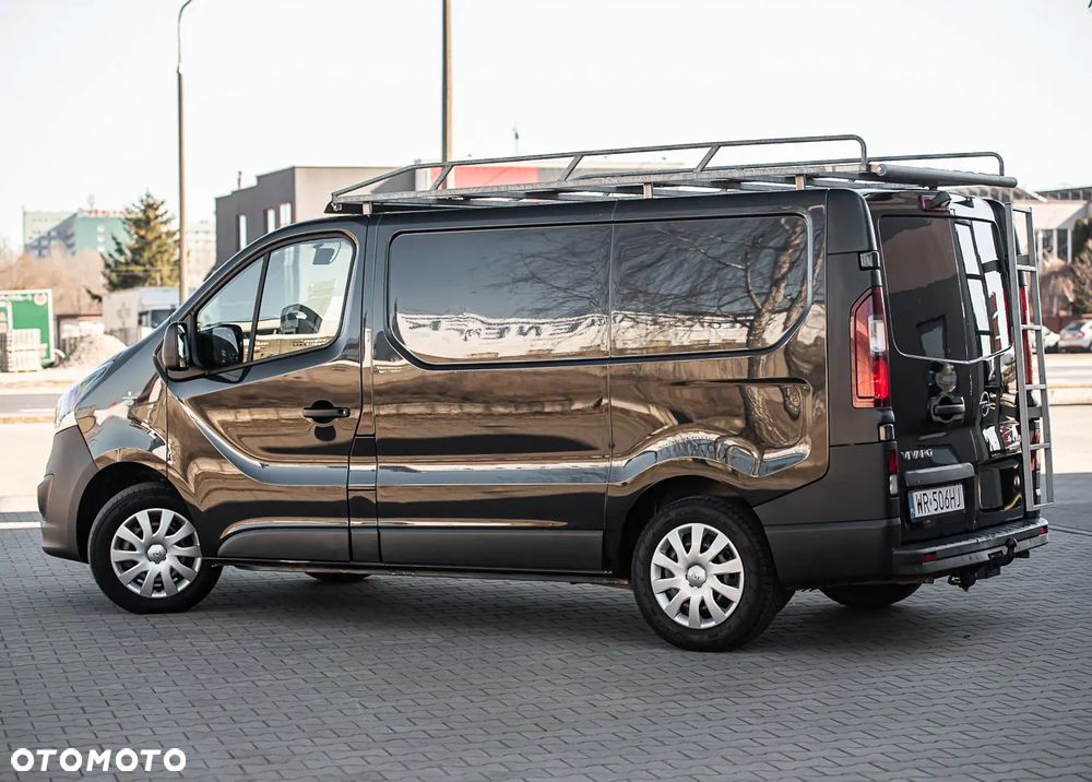 Opel Vivaro - 2