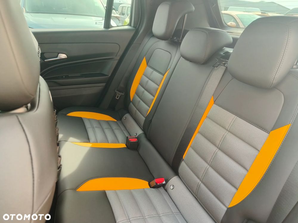 Jeep Avenger 1.2 T3 mHEV The North Face 4xe eDCT6 - 11