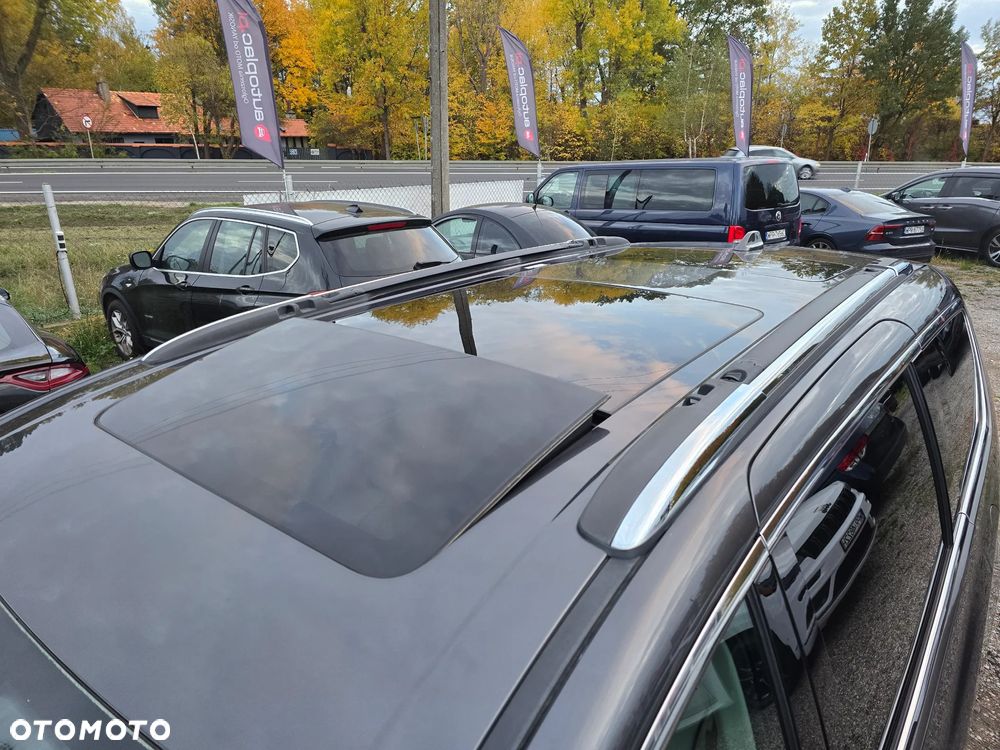 Chrysler Pacifica - 16