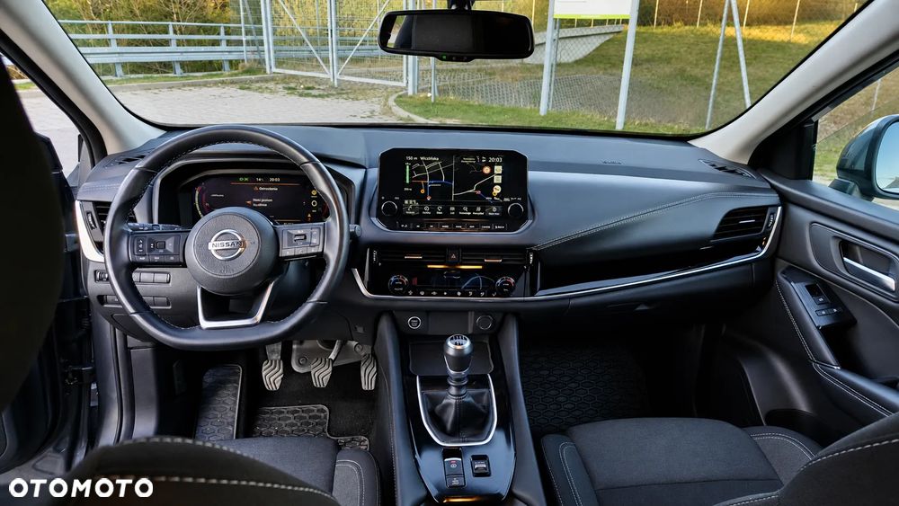 Nissan Qashqai 1.3 DIG-T N-Connecta - 27