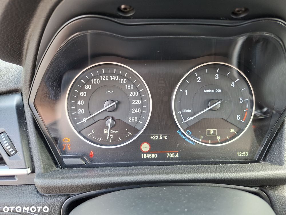 BMW Seria 2 218d Sport-Aut - 27
